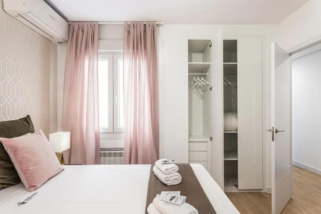 Nice Apartment Near Gran Via Val27 Madrid Ngoại thất bức ảnh